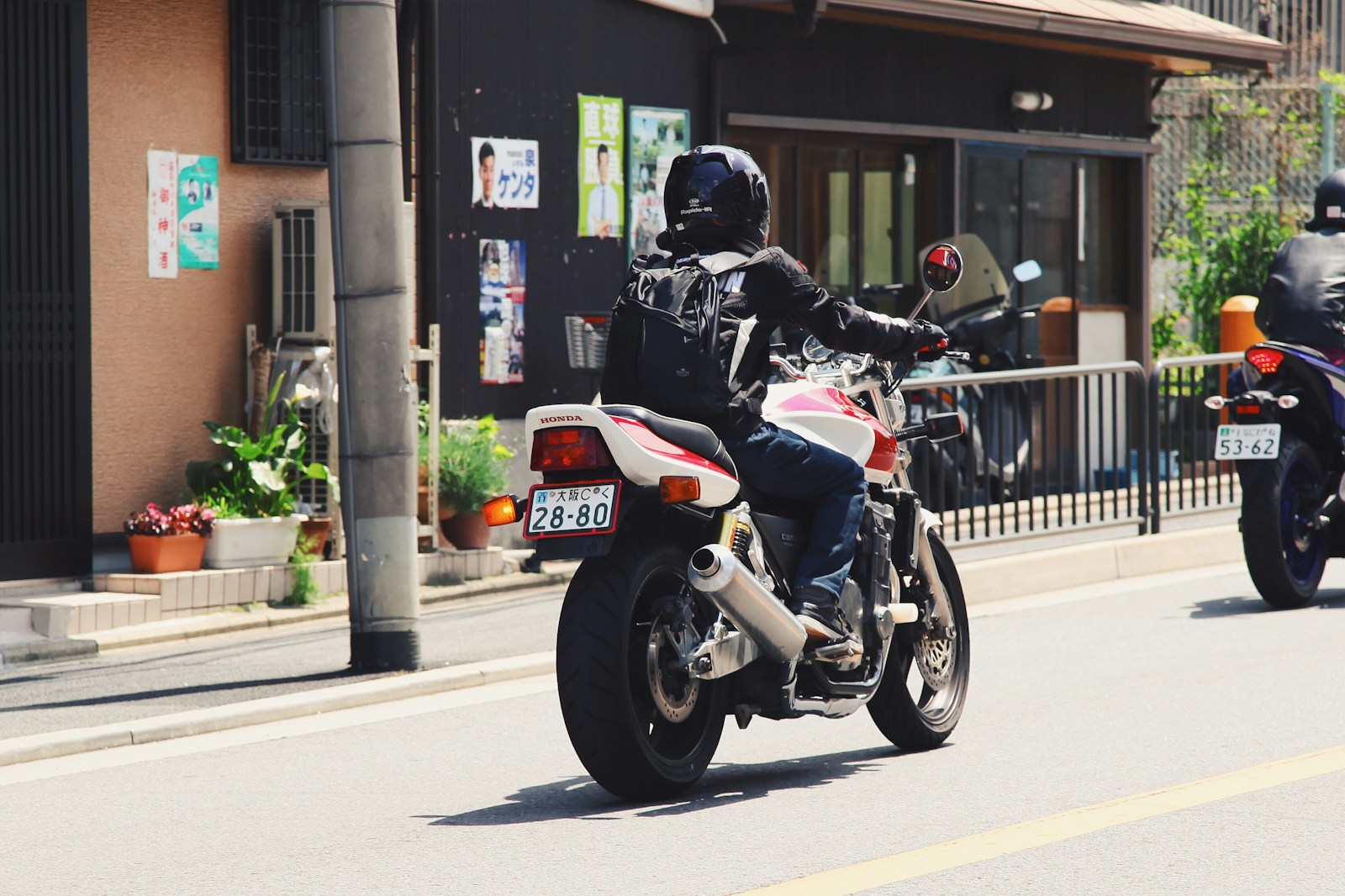 Comment trouver la meilleure offre d&rsquo;assurance moto temporaire pour des durées courtes ou journalières ?