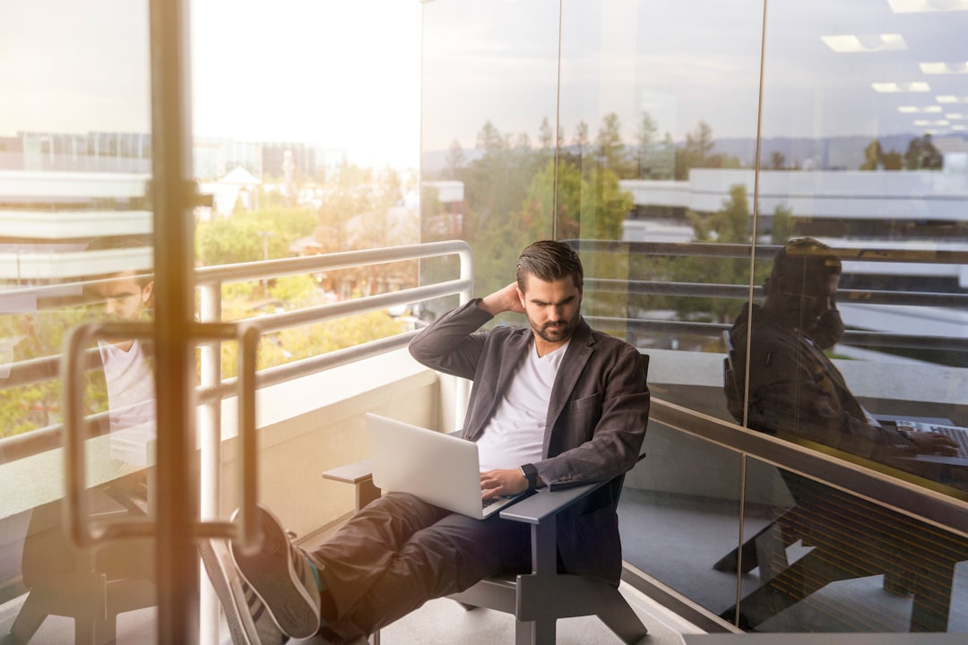 Que couvre une assurance multirisque professionnelle : guide complet pour entrepreneurs